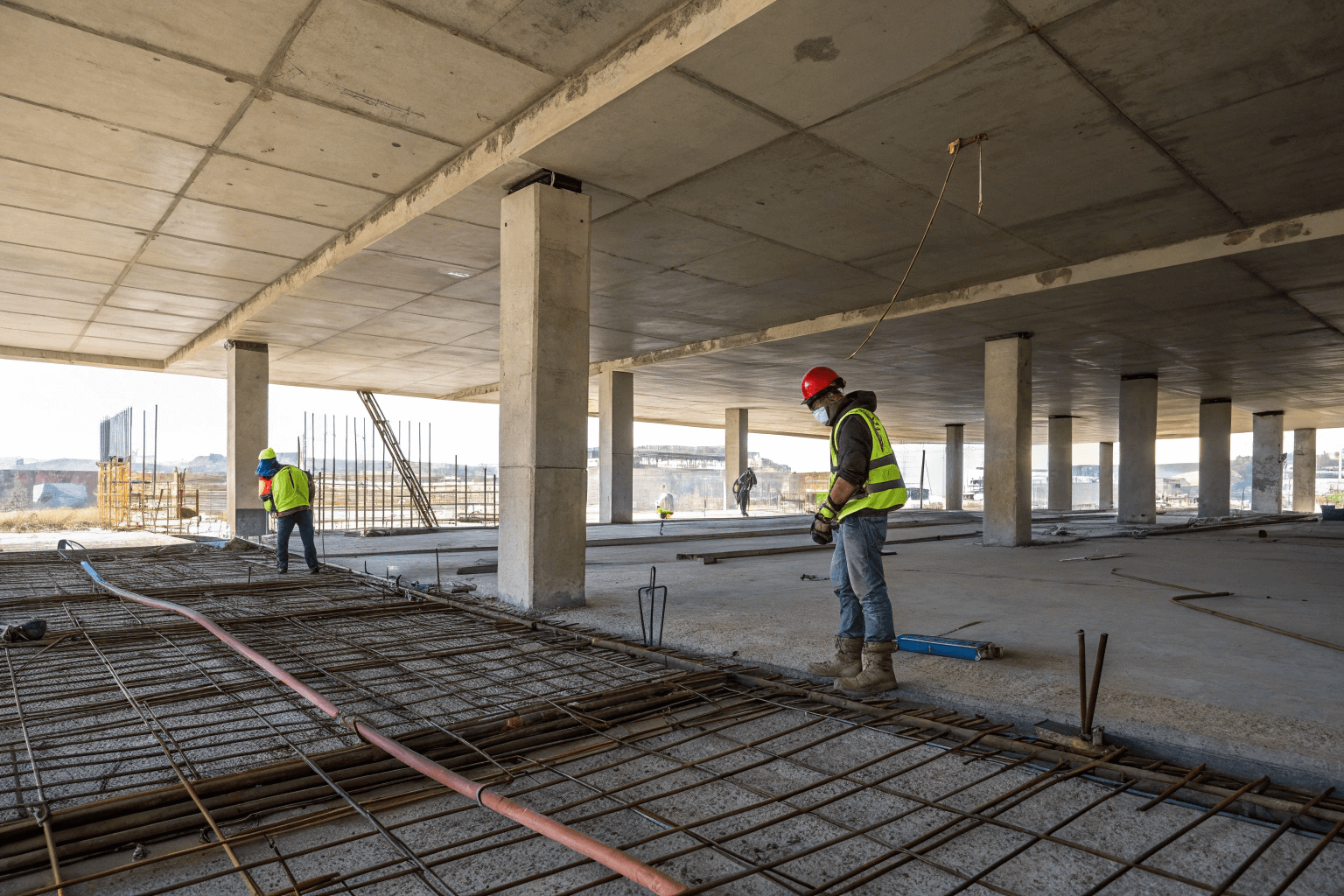 Усиление монолитных перекрытий: современные методы и технологии от Ювикс Групп